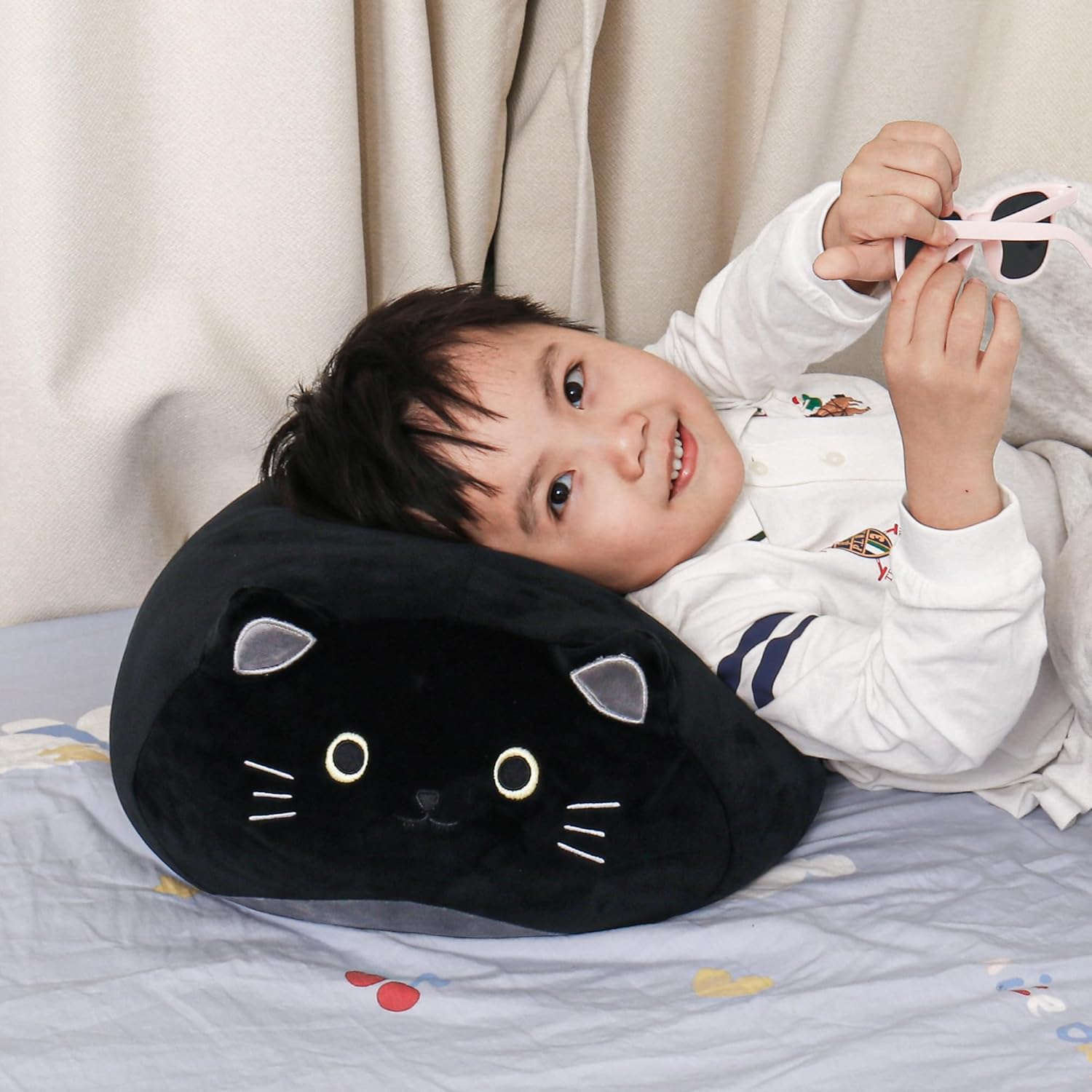 Wepop 20-Inch Black Cat Plush Pillow Toy