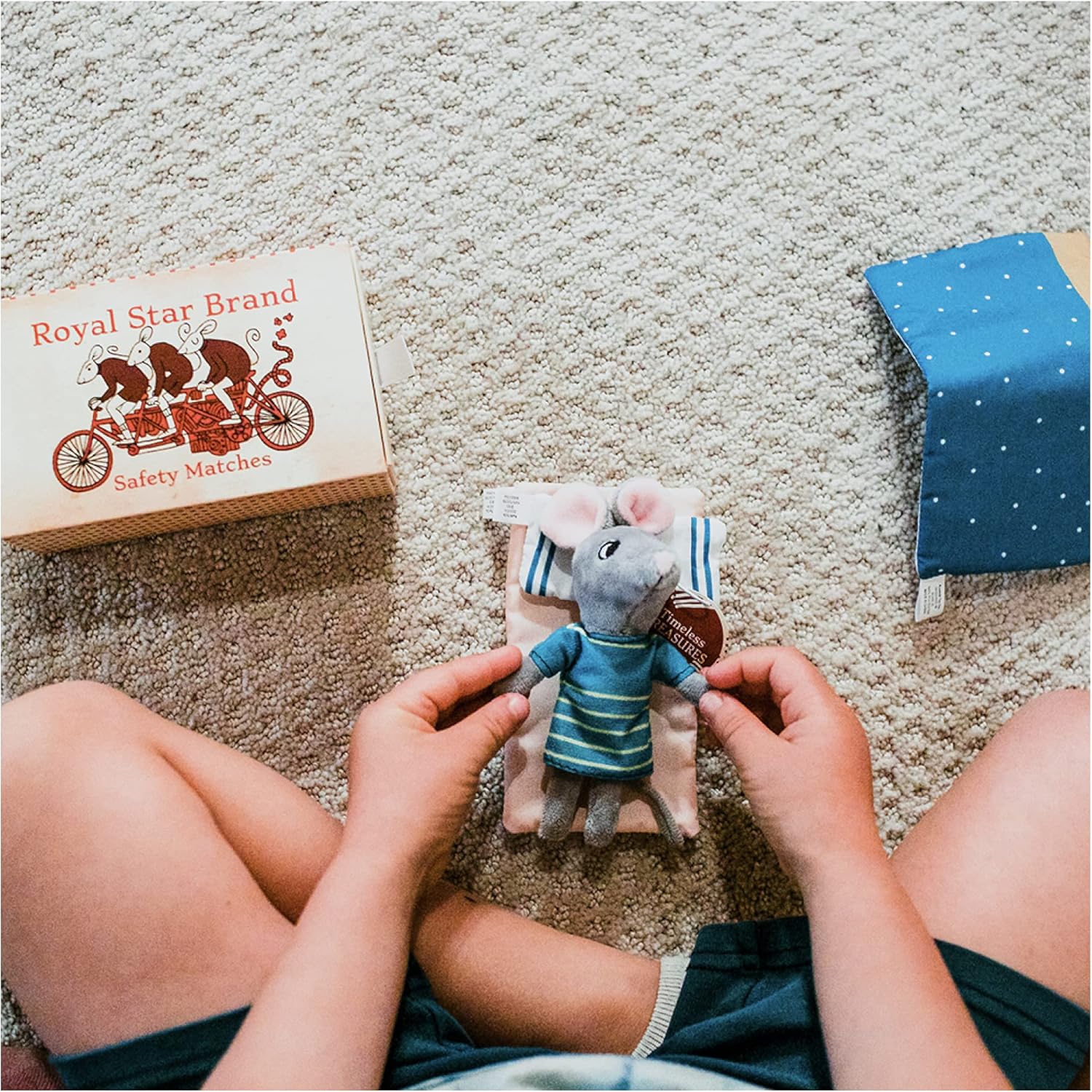 Harper the Field Mouse Match Box Playset 1