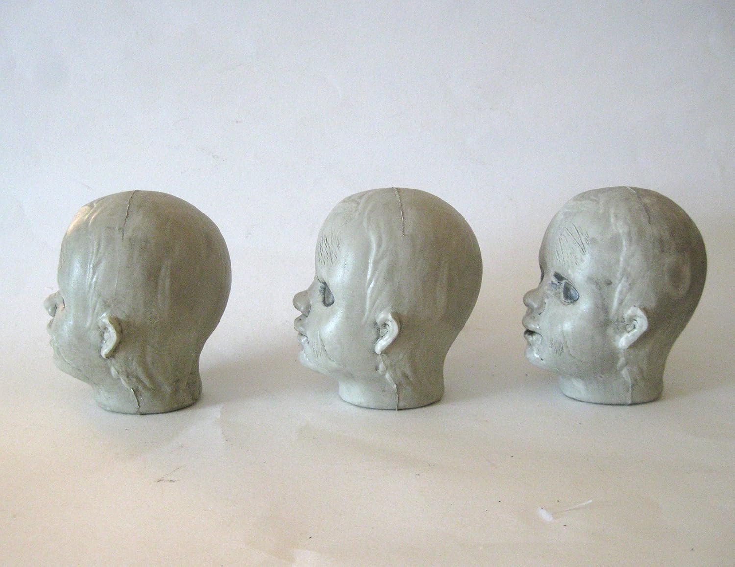 Sunstar CreSet 3 Zombie Baby Doll Heads Halloween Decor